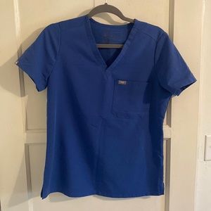 Figs Scrub Top